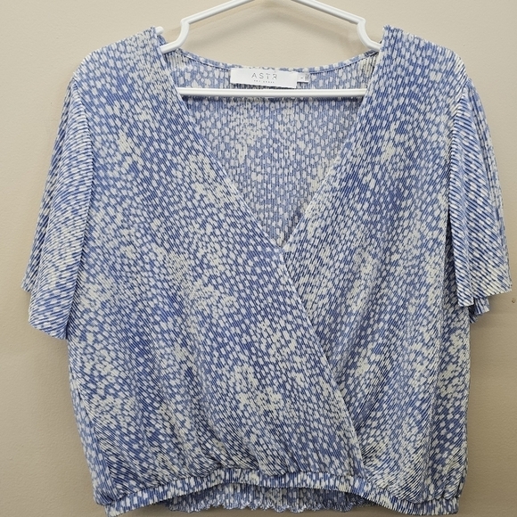 ASTR the Label Short Sleeve Plisse Top - Picture 3 of 11